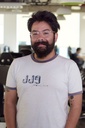 ¿Desarrollo Web o Móvil? ¿Cuál Debes Elegir para tu Empresa?